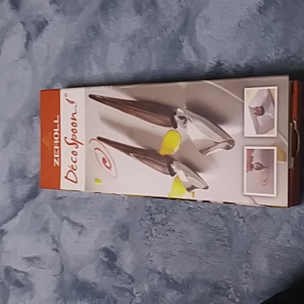 Zeroll Deco Spoons, NWOT